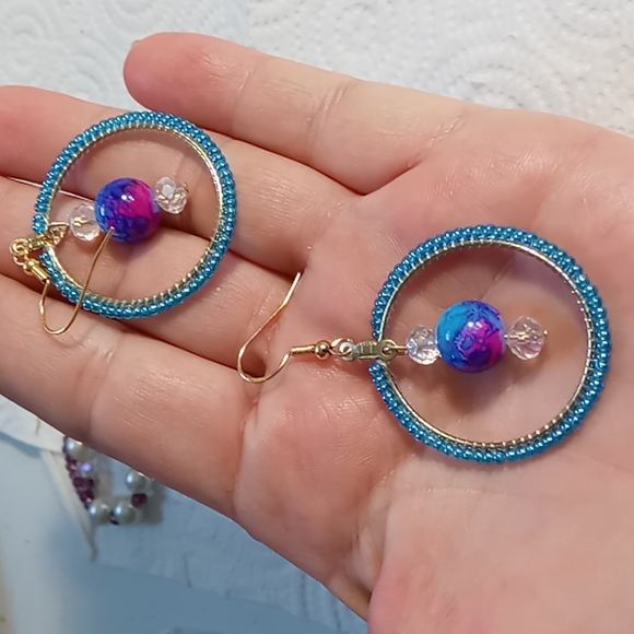 Seed Bead earring - Picture 2 of 2